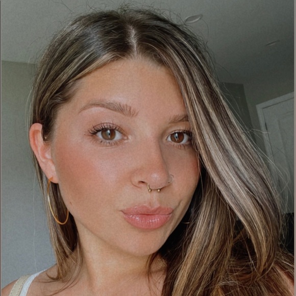 Meet your Posher, Lexie - Picture 1 of 1